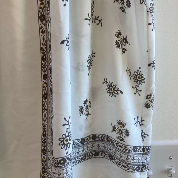 Loft chiffon baby doll top. Gray white yellow wildflower print. No flaws. Medium - Picture 3 of 10